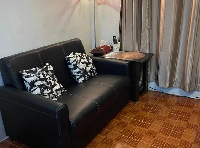 Hotel Acozyposhtel 4*