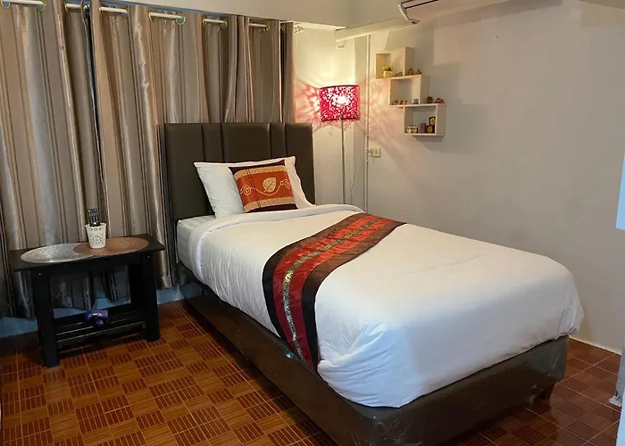Acozyposhtel Hotel Bangkok