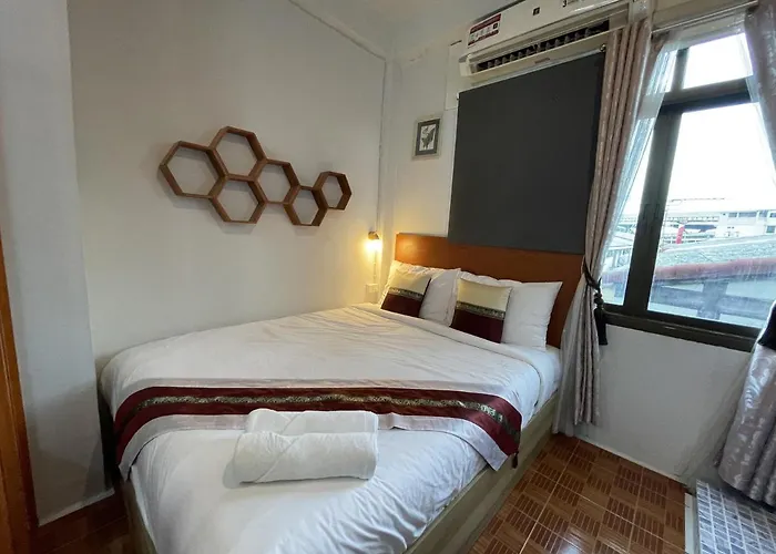 Acozyposhtel 4* Bangkok