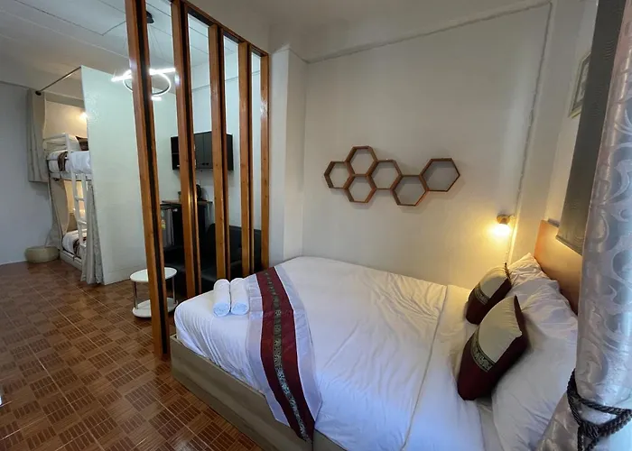 Acozyposhtel Hotel 4*