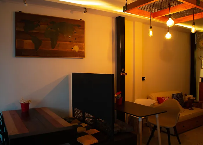 Acozyposhtel 4*