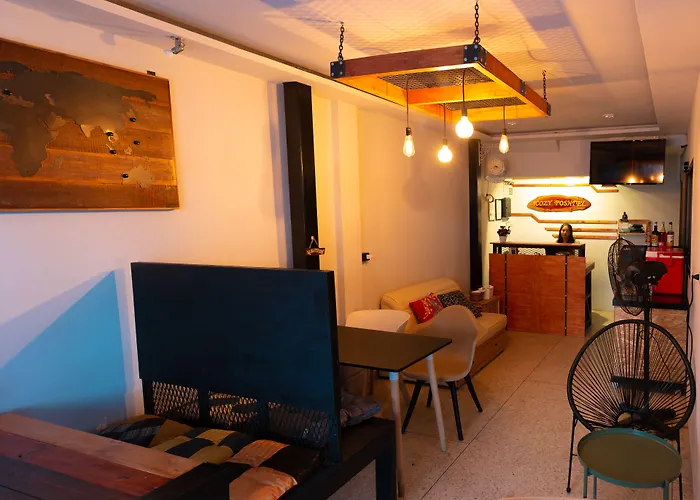 Hotel Acozyposhtel