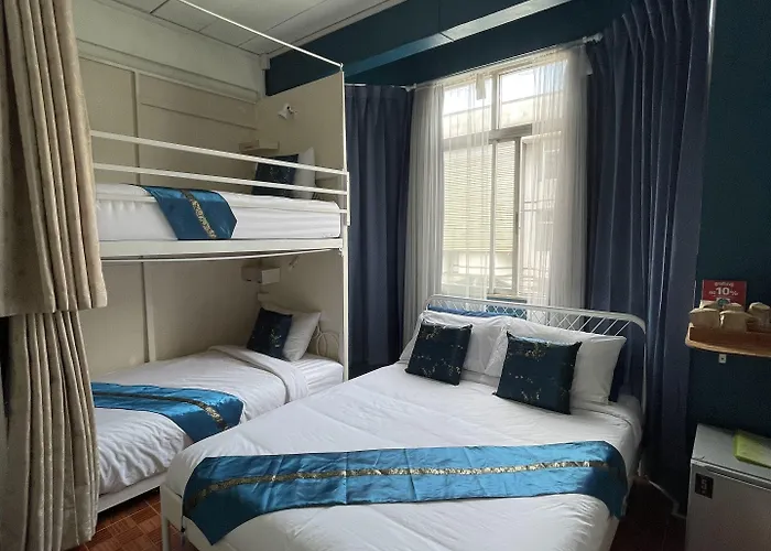 Hotel Acozyposhtel