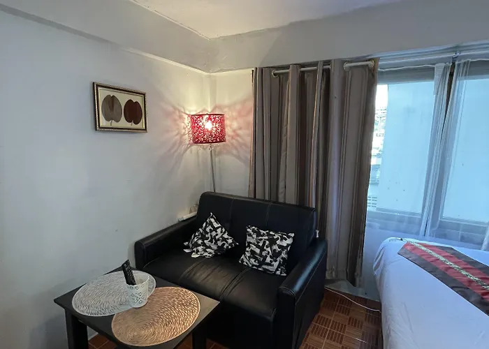 Hotel Acozyposhtel 4*