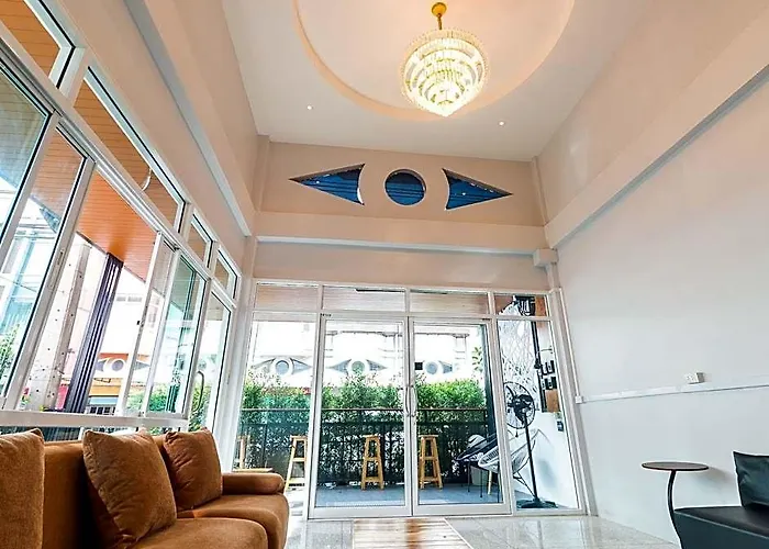 Hotel Acozyposhtel Bangkok