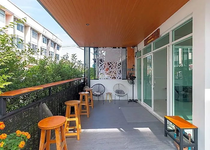 Hotel Acozyposhtel Bangkok