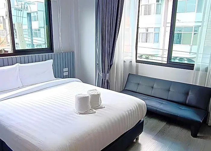 Acozyposhtel Hotel 4*