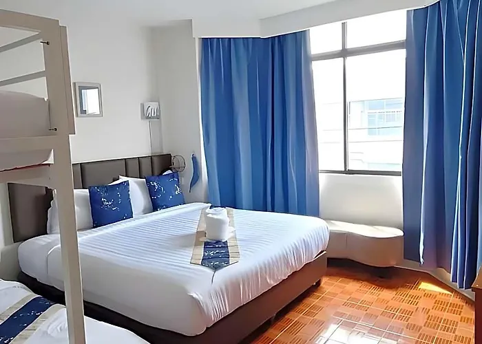 Hotel Acozyposhtel