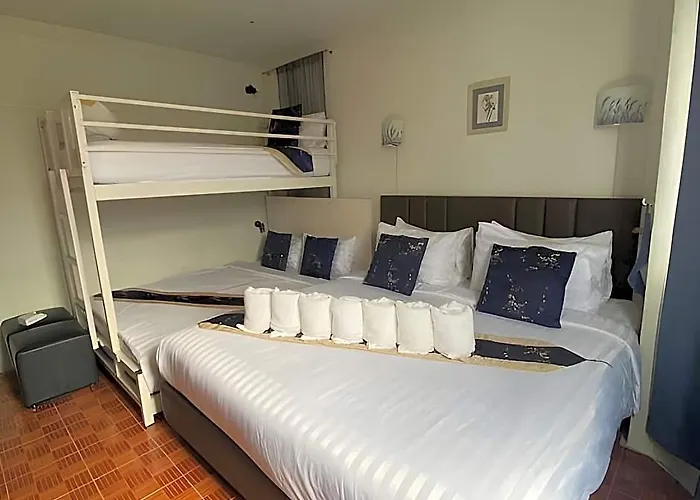 Acozyposhtel 4*