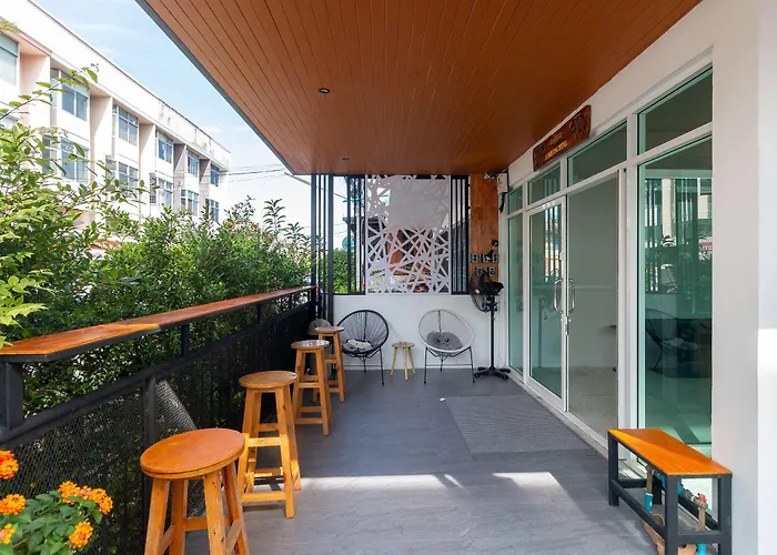 Hotel Acozyposhtel