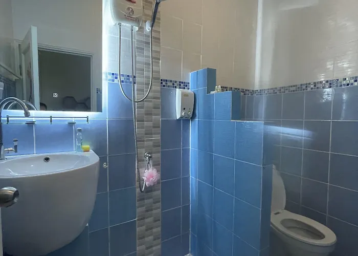 Acozyposhtel 4*